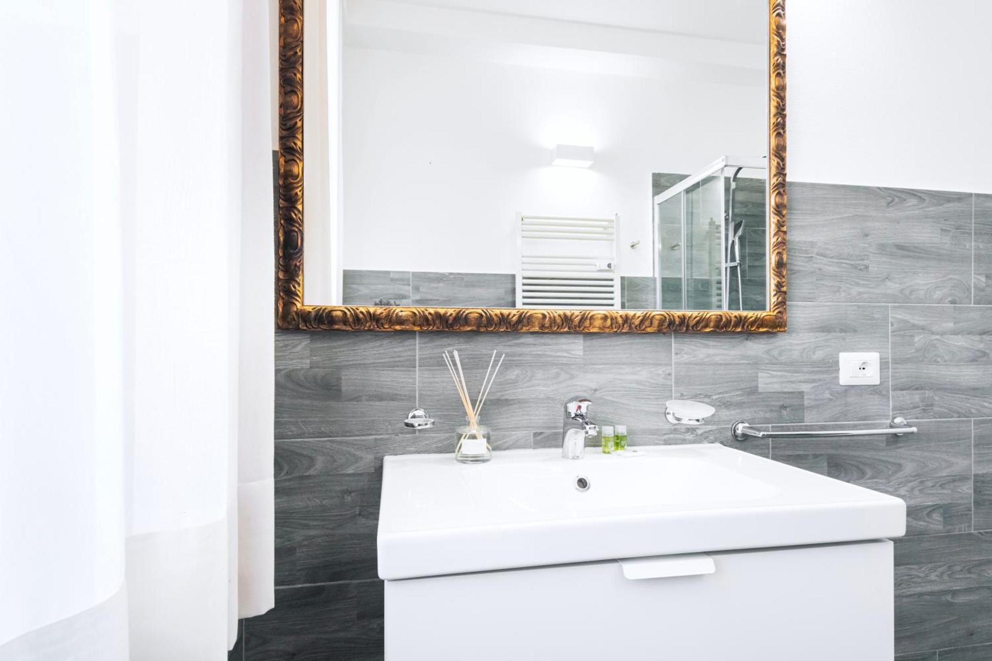 Easylife - Studio Moderno E Luminoso In Repubblica Milan Exterior photo